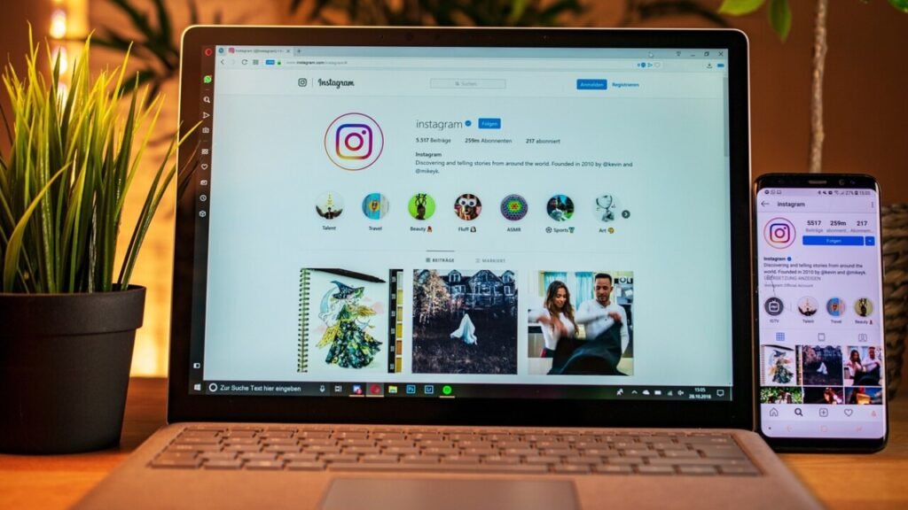 Ladda ner gratis influencer avtal mall i PDF